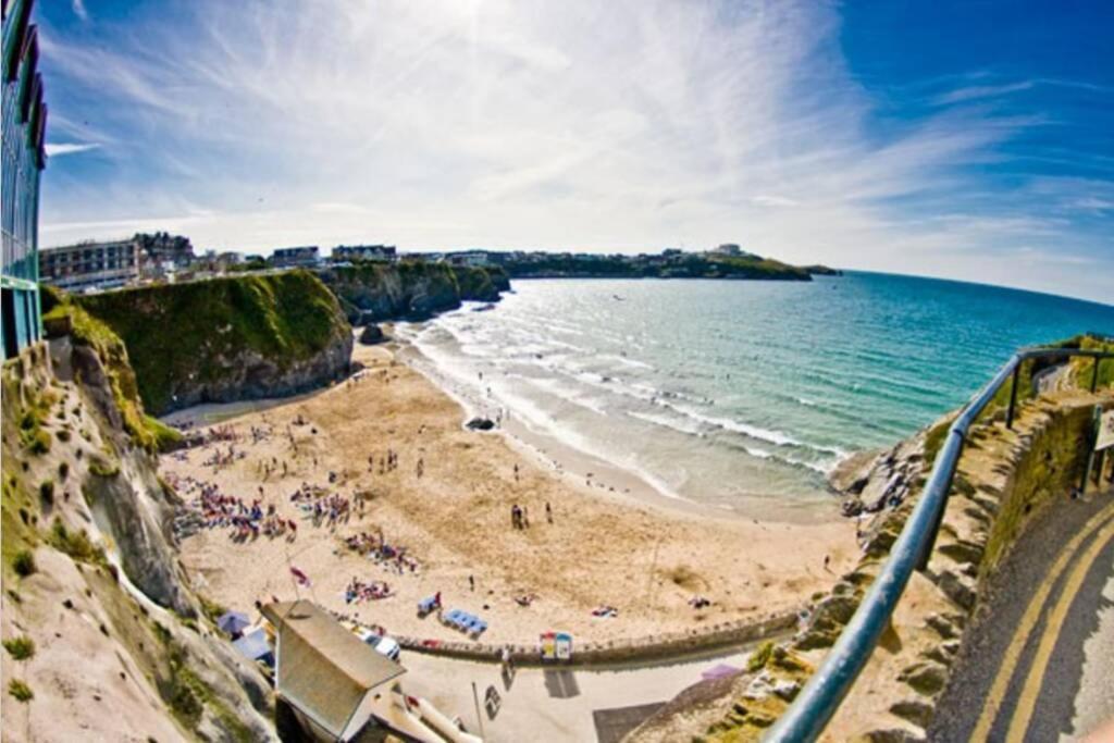 Large 5 Bed 3 Bath House 300 Meters From And Restaurants * New Quay